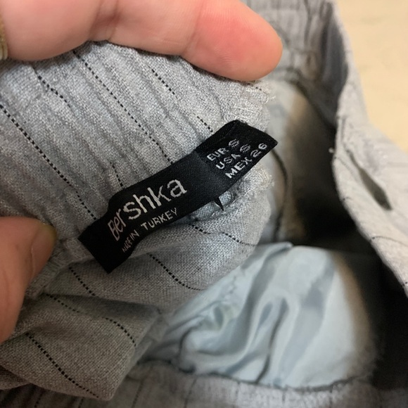 Bershka Gray Pinstripe tapered trousers - Picture 4 of 13